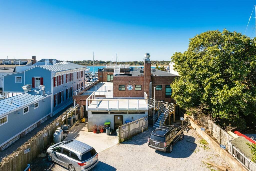 Why Knot Getaway...Rooftop With Waterview! Unit D Beaufort Extérieur photo