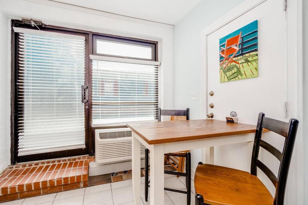 Why Knot Getaway...Rooftop With Waterview! Unit D Beaufort Extérieur photo