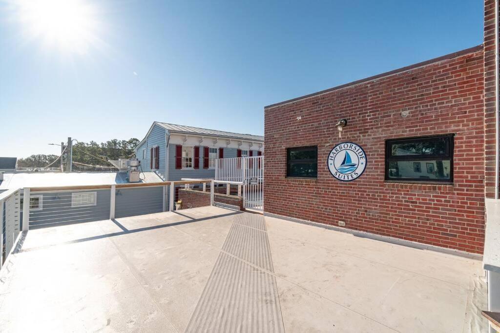 Why Knot Getaway...Rooftop With Waterview! Unit D Beaufort Extérieur photo