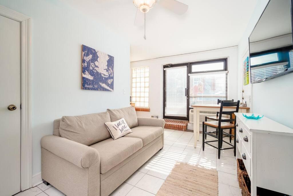 Why Knot Getaway...Rooftop With Waterview! Unit D Beaufort Extérieur photo